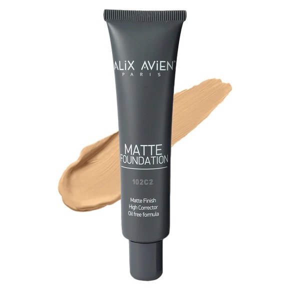 Matte foundation color 102C2 - Picture 2 of 2